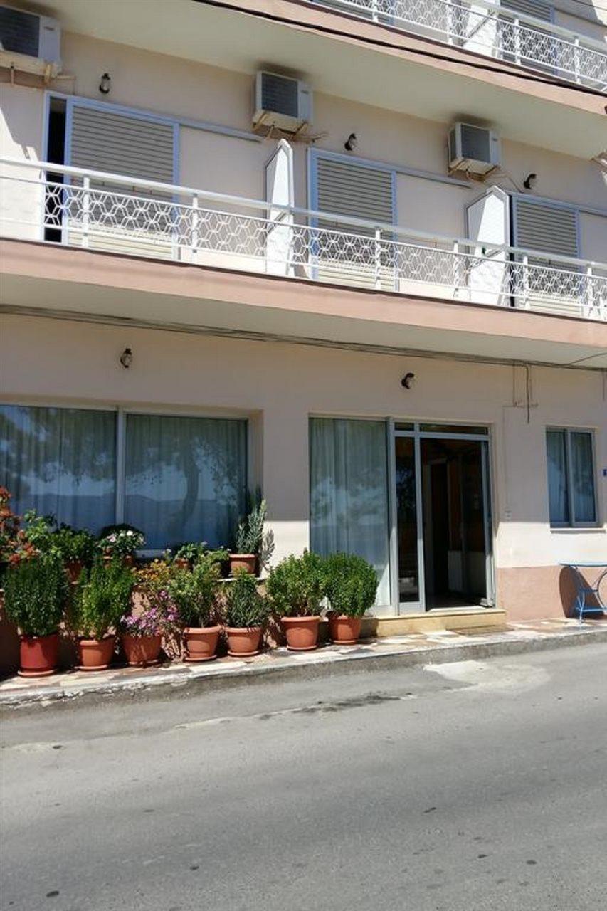 Nora Hotel Sitia  Exteriör bild