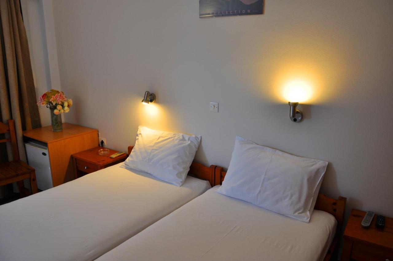 Nora Hotel Sitia  Exteriör bild