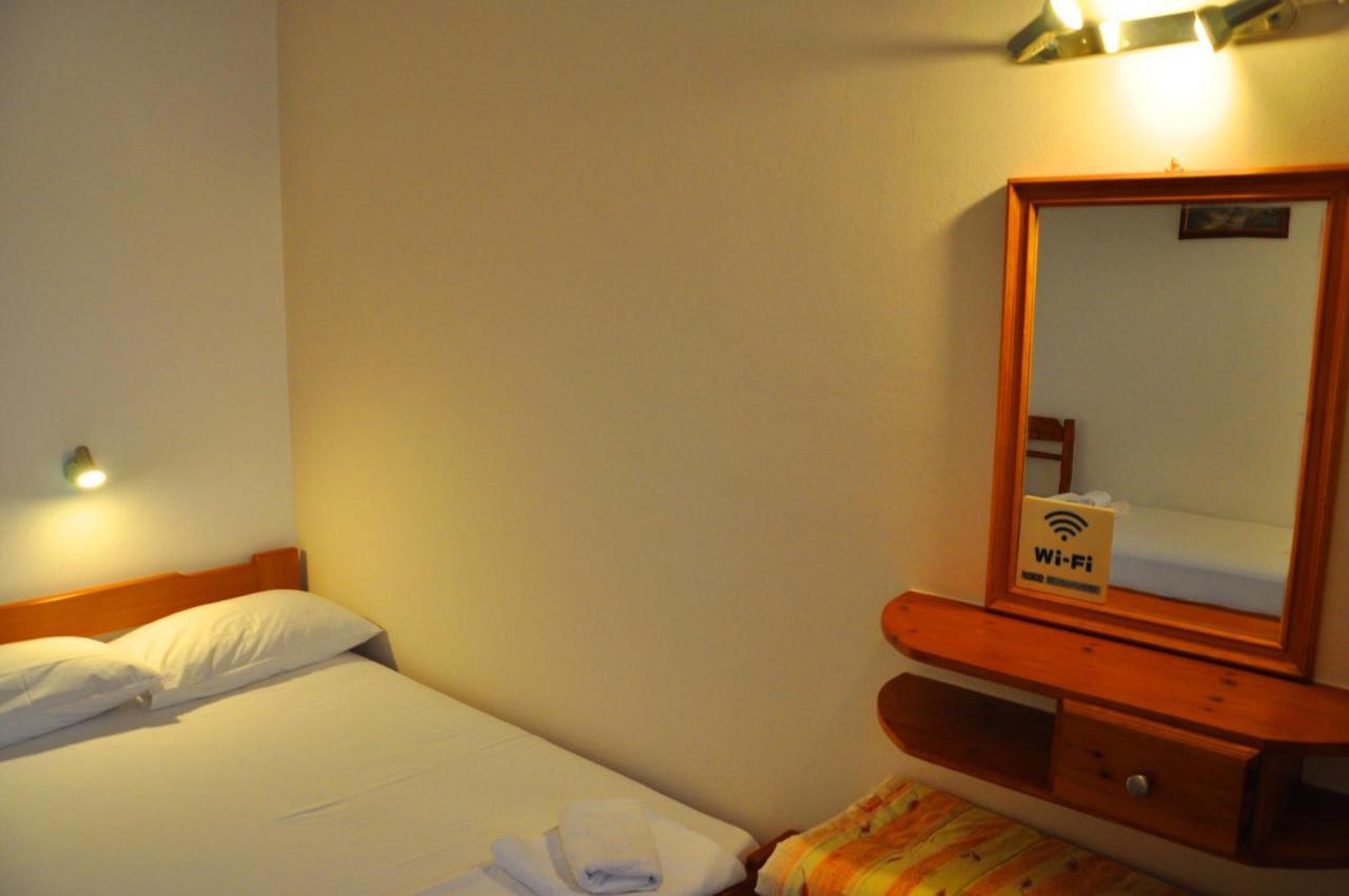 Nora Hotel Sitia  Exteriör bild